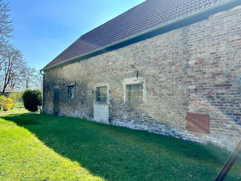 Nebengeb�ude R�ckseite Doppelhaush�lfte Wilhelmsburg