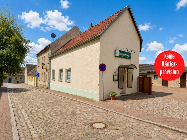 Geb�ude in Penkun Penkun Gastronomie und Wohnung HORN IMMOBILIEN ++ Ehemaliges Gastronomiegeb�ude mit vielseitigen Nutzungsm�glichkeiten in Penkun