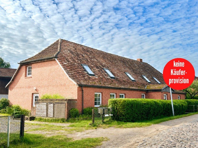 Hausansicht Datzetal / Sadelkow Mehrfamilienhaus HORN IMMOBILIEN ++ gro�z�giges Objekt mit verschiedenen Nutzungsm�glichkeiten, Sadelkow bei Friedland