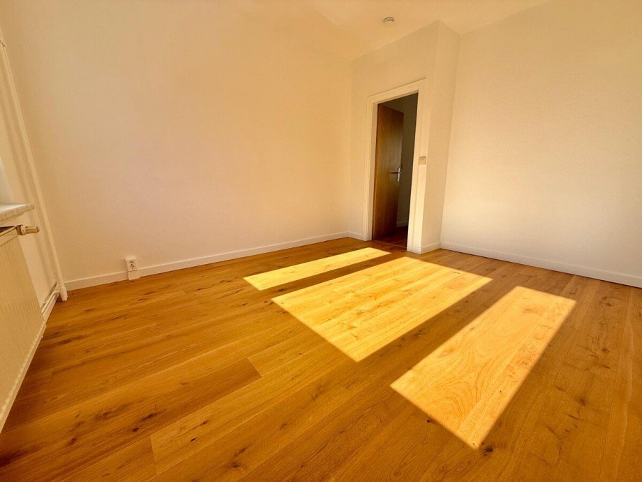 Zimmer 1 Etagenwohnung Neubrandenburg