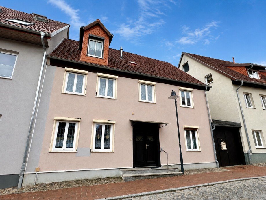 Hausansicht Zweifamilienhaus Burg Stargard