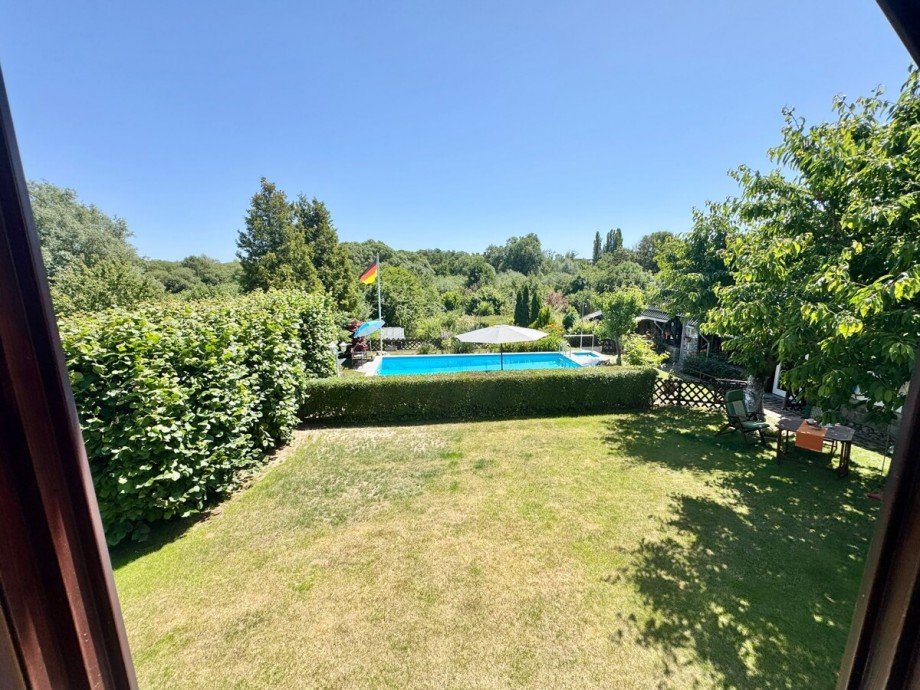 Blick aus dem Wintergarten Einfamilienhaus Strasburg