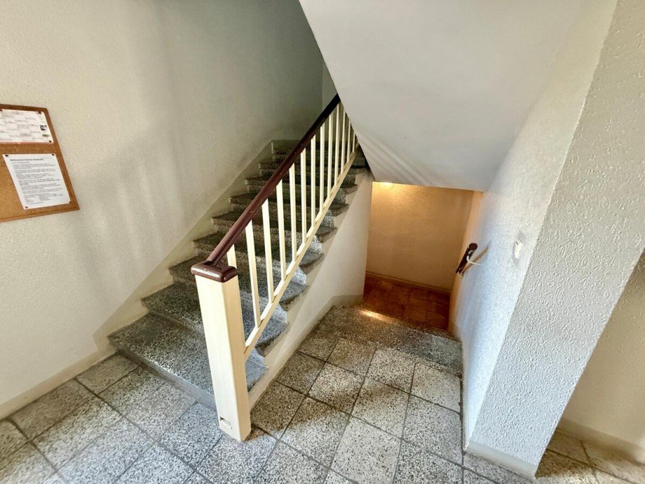Treppe zum Keller Etagenwohnung Neubrandenburg