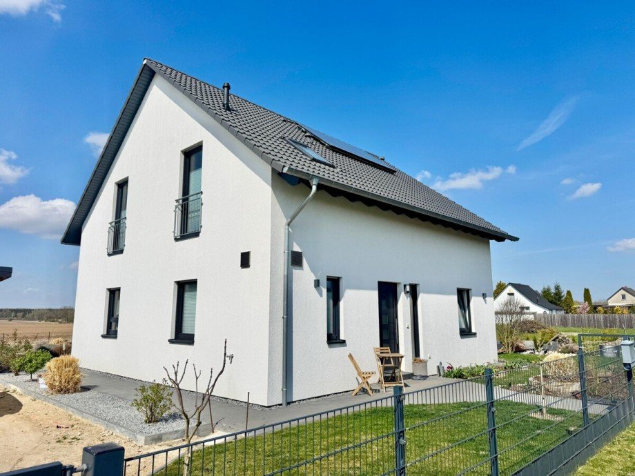 Hausansicht Einfamilienhaus Lindetal