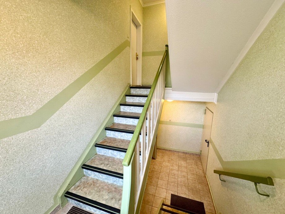 gemeinschaftlicher Hausflur Reihenmittelhaus Neustrelitz