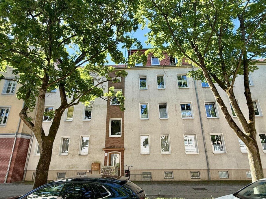 Mehrfamilienhaus Dachgeschosswohnung Neubrandenburg