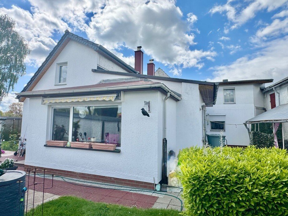Hausansicht Giebelseite Einfamilienhaus Strasburg
