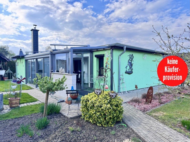 Einfamilienhaus in Krugsdorf Krugsdorf Einfamilienhaus HORN IMMOBILIEN ++ Einfamilienhaus mit Wintergarten, Kamin und G�stehaus in Krugsdorf bei Pasewalk