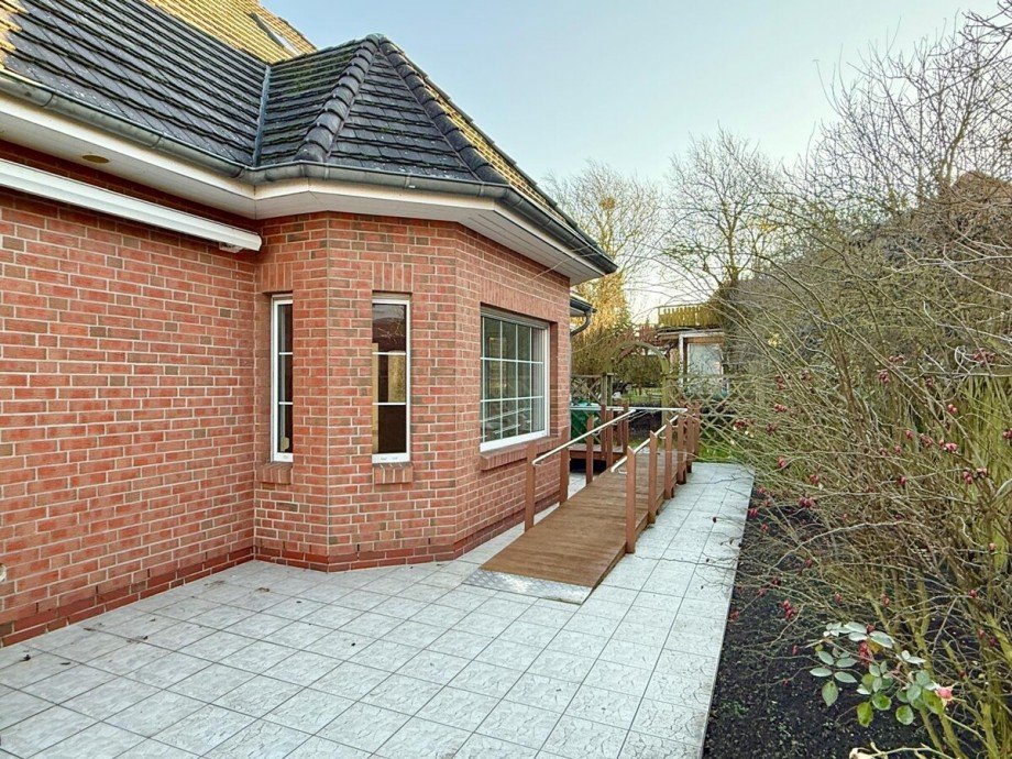 Erker und Terrasse Einfamilienhaus Neuendorf