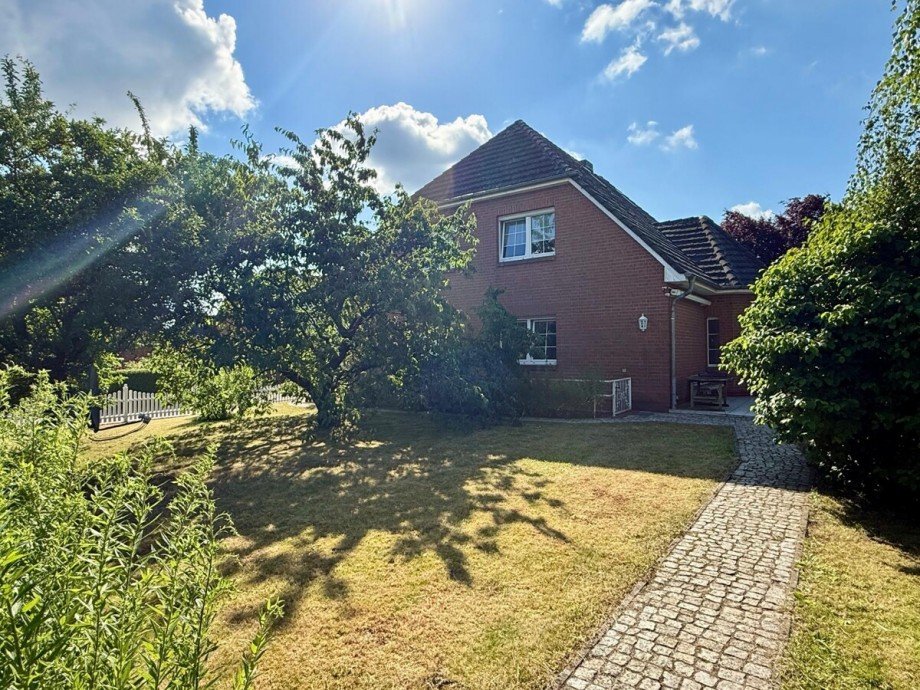 Garten Einfamilienhaus Neuendorf