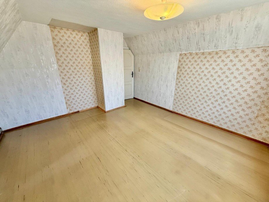 Zimmer Doppelhaush�lfte Neubrandenburg