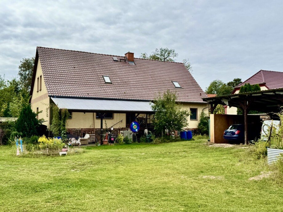 Hausansicht Einfamilienhaus Nadrensee