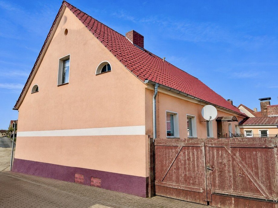 Hausansicht Einfamilienhaus Br�ssow