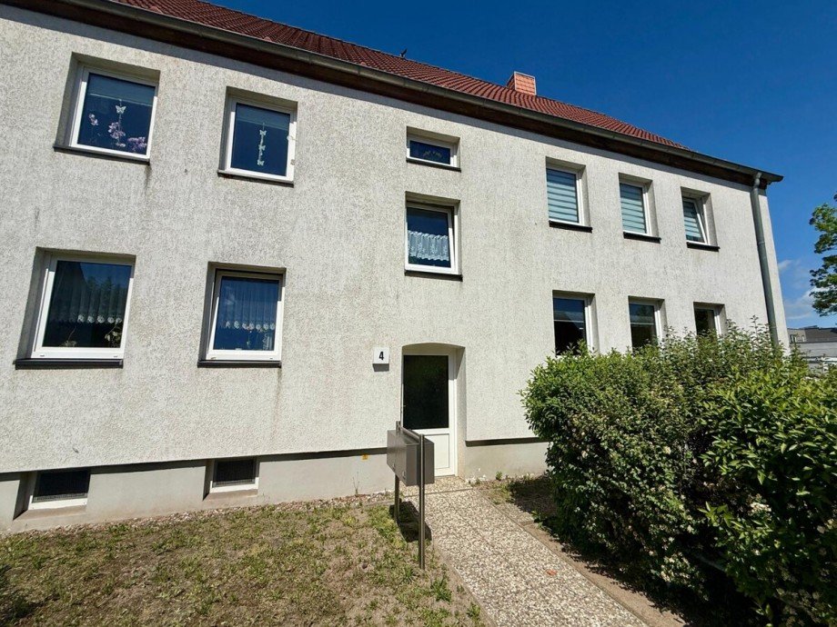 Hauseingang Etagenwohnung Neubrandenburg