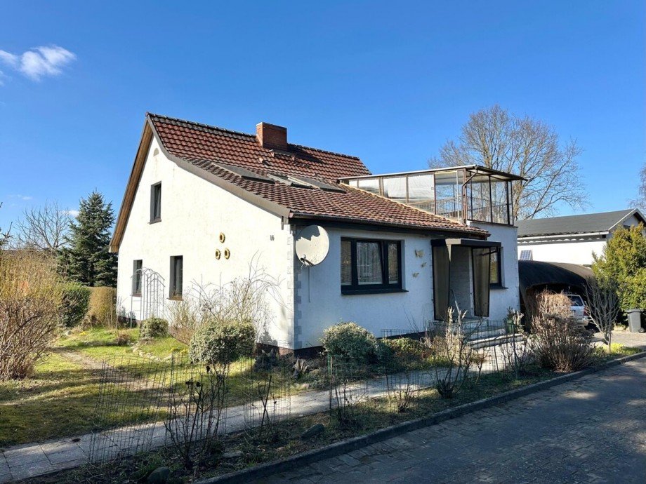Hausansicht Einfamilienhaus Uckerland / G�terberg