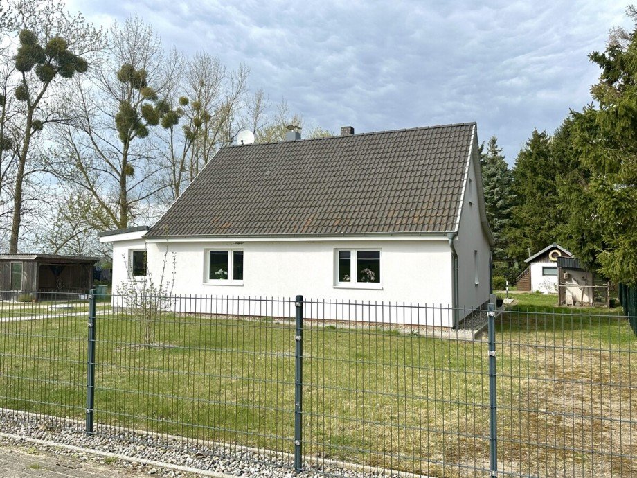 Hausansicht Einfamilienhaus Friedland / Jatzke