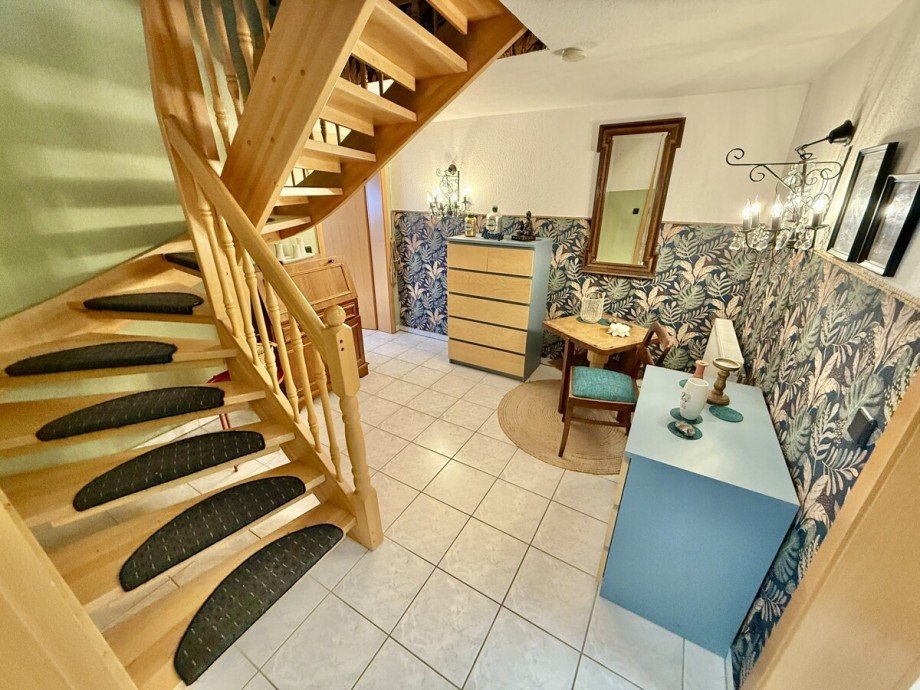 Treppe zum Keller Einfamilienhaus Neubrandenburg