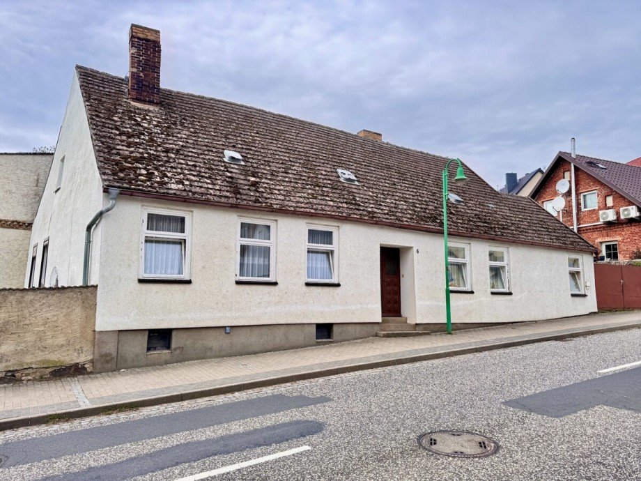 Hausansicht Einfamilienhaus Br�ssow
