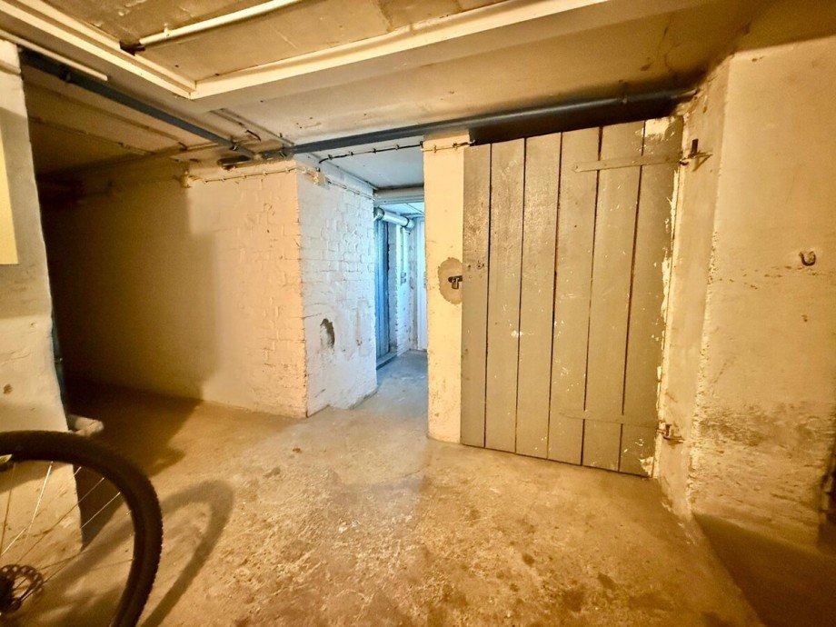 Flur Keller Etagenwohnung Neubrandenburg