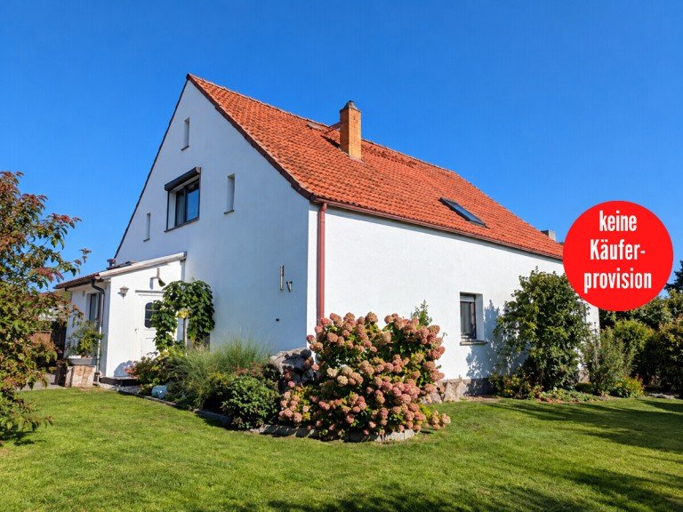 Hausansicht Altwarp Einfamilienhaus HORN IMMOBILIEN ++ gro�z�giges Einfamilienhaus mit Nebengeb�ude in Altwarp am Stettiner Haff
