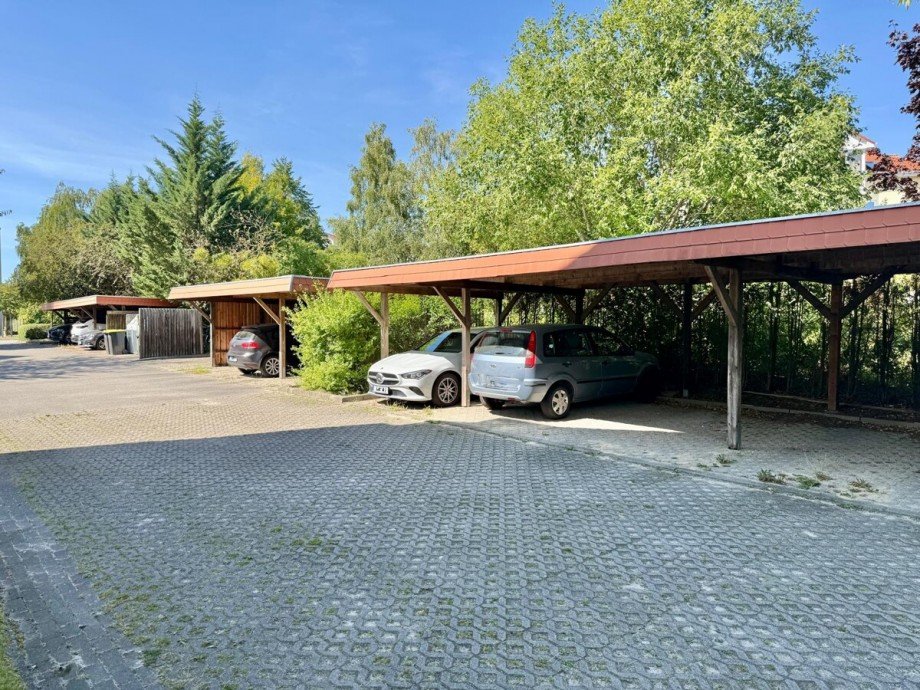 Carport Erdgeschosswohnung Neubrandenburg
