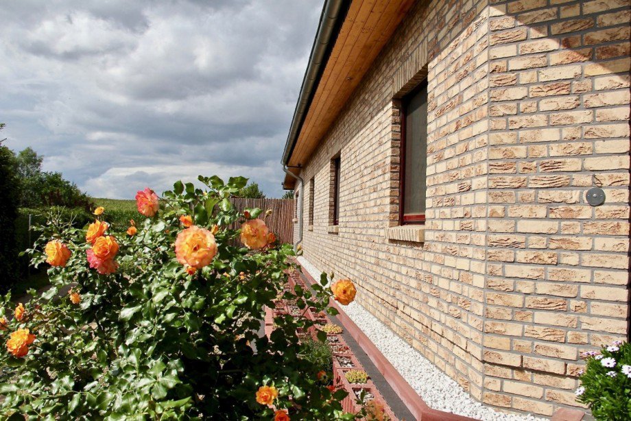 massiv und verklinkert Einfamilienhaus L�cknitz