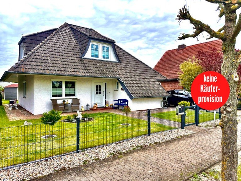 Einfamilienhaus in Torgelow Torgelow Einfamilienhaus HORN IMMOBILIEN ++ VERKAUFT ++Einfamilienhaus in Torgelow mit Garage, Grundst�ck Erbbaupacht